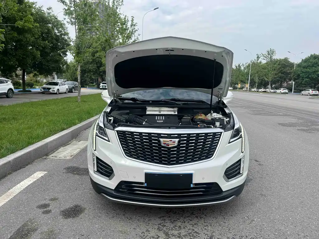 Cadillac XT5 2020 — фото 17