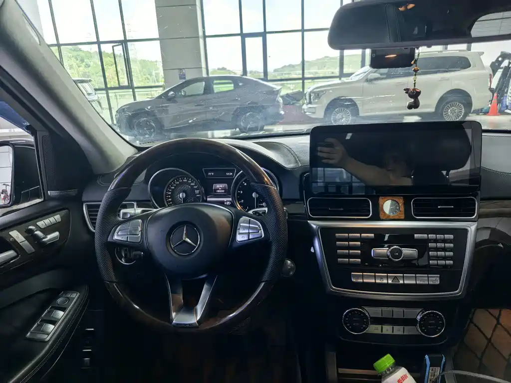 Mercedes-Benz GL-Class 2015 — фото 11