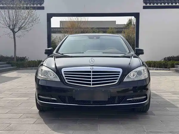 Mercedes-Benz S-Class 2013