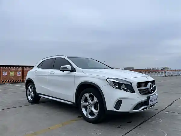 Mercedes-Benz GLA 2019