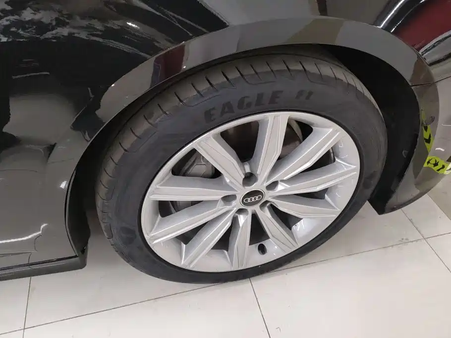 Audi A6L 2024