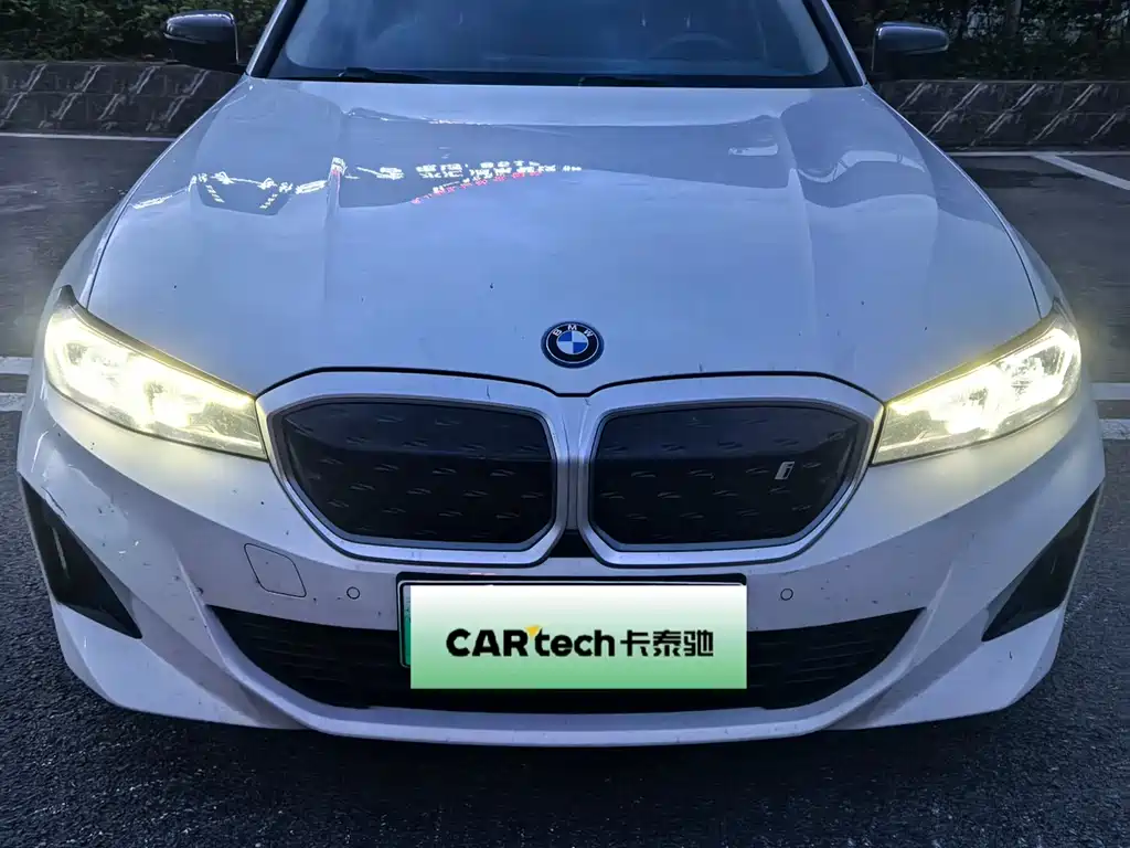BMW i3 2022 — фото 2