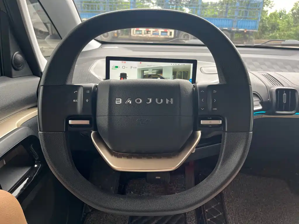 Baojun KiWi EV 2022 — фото 15