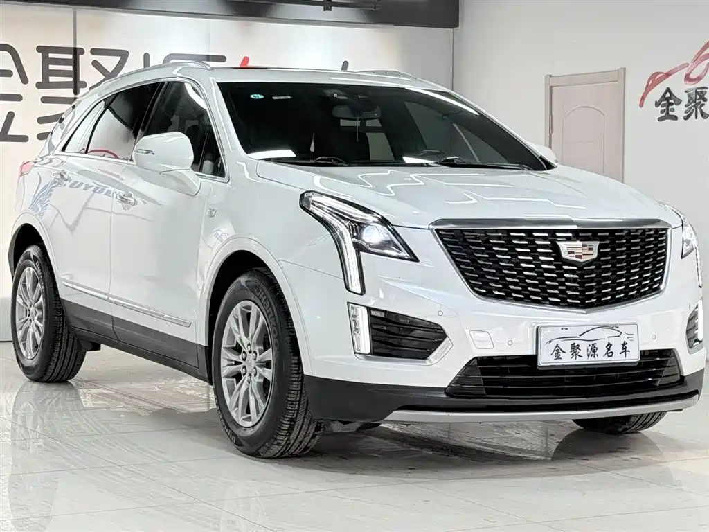 Cadillac XT5 2021 — фото 3