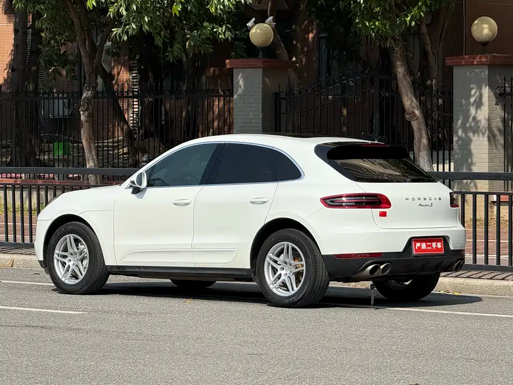 Porsche Macan 2015 — фото 3