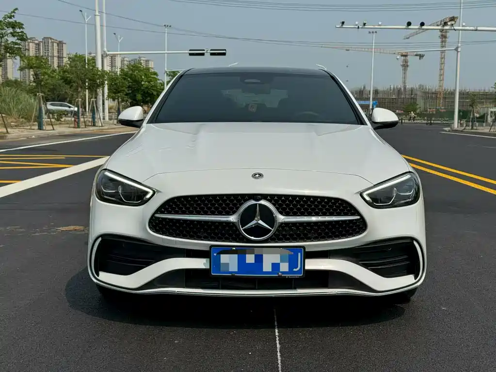Mercedes-Benz C-Class 2023 — фото 2