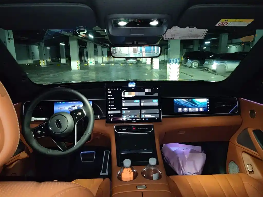 AITO M7 2026 — фото 6