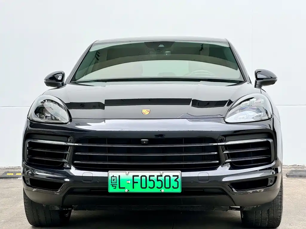 Porsche Cayenne Hybrid 2021 — фото 2