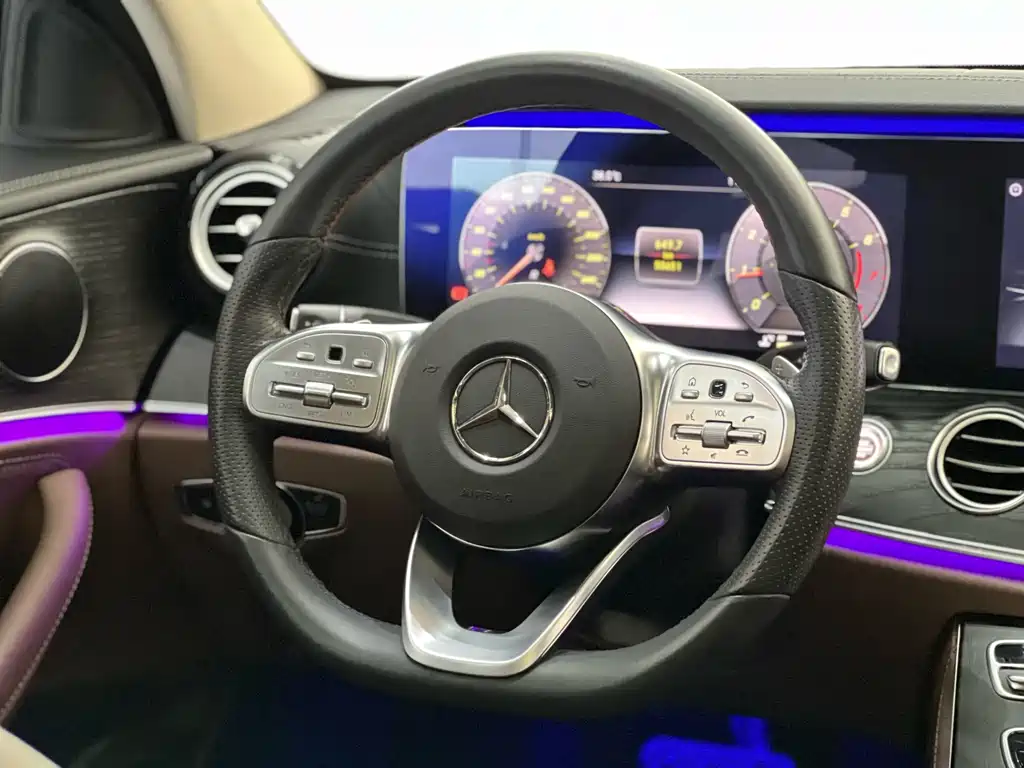 Mercedes-Benz E-Class 2020 — фото 7