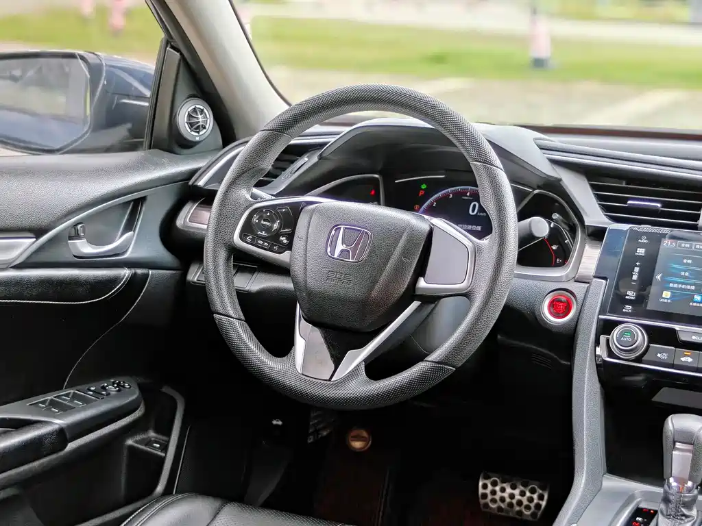 Honda Civic 2020 — фото 11