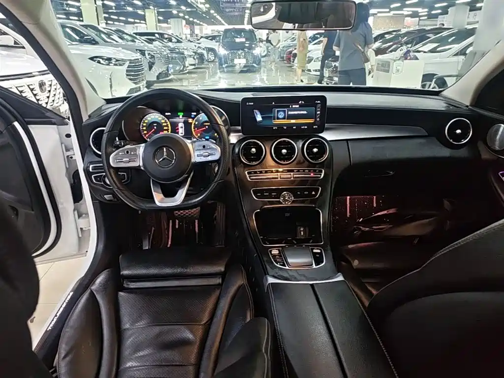 Mercedes-Benz C-Class 2021 — фото 10
