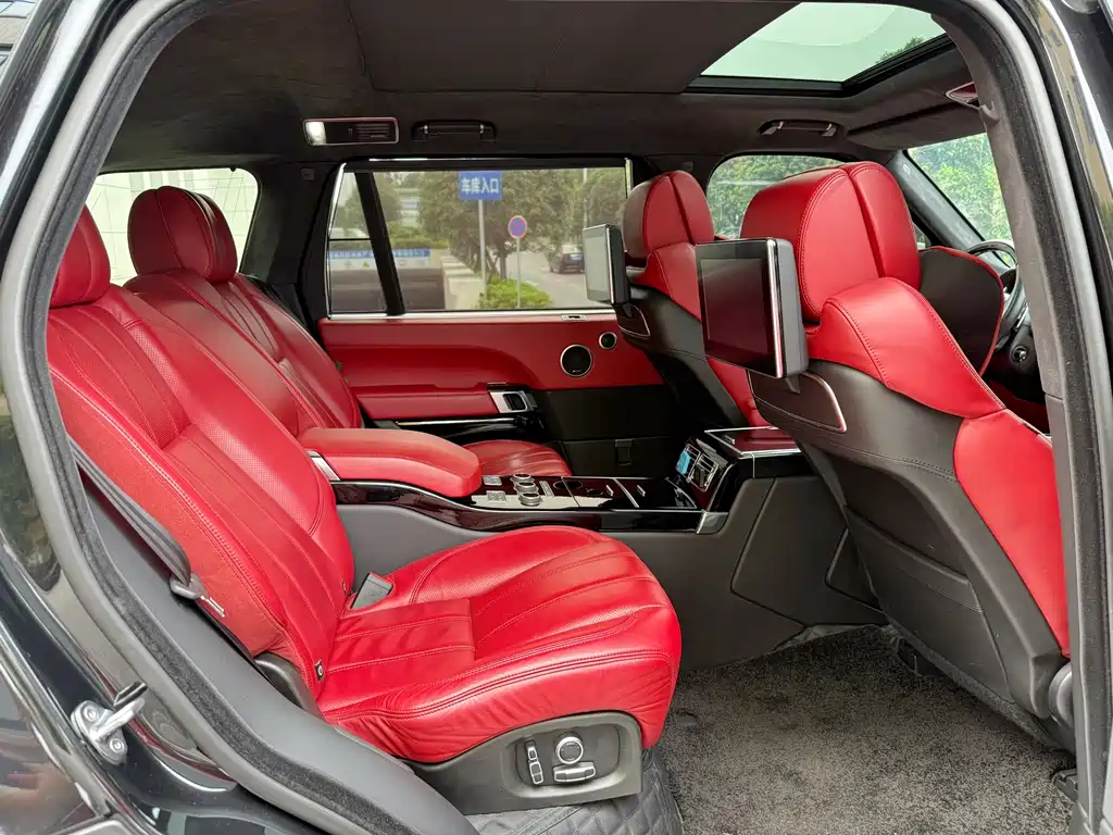 Land Rover Range Rover 2019 — фото 12