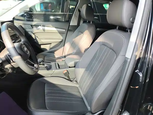 Audi Q5L 2023