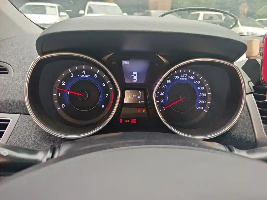 Hyundai Elantra 2016