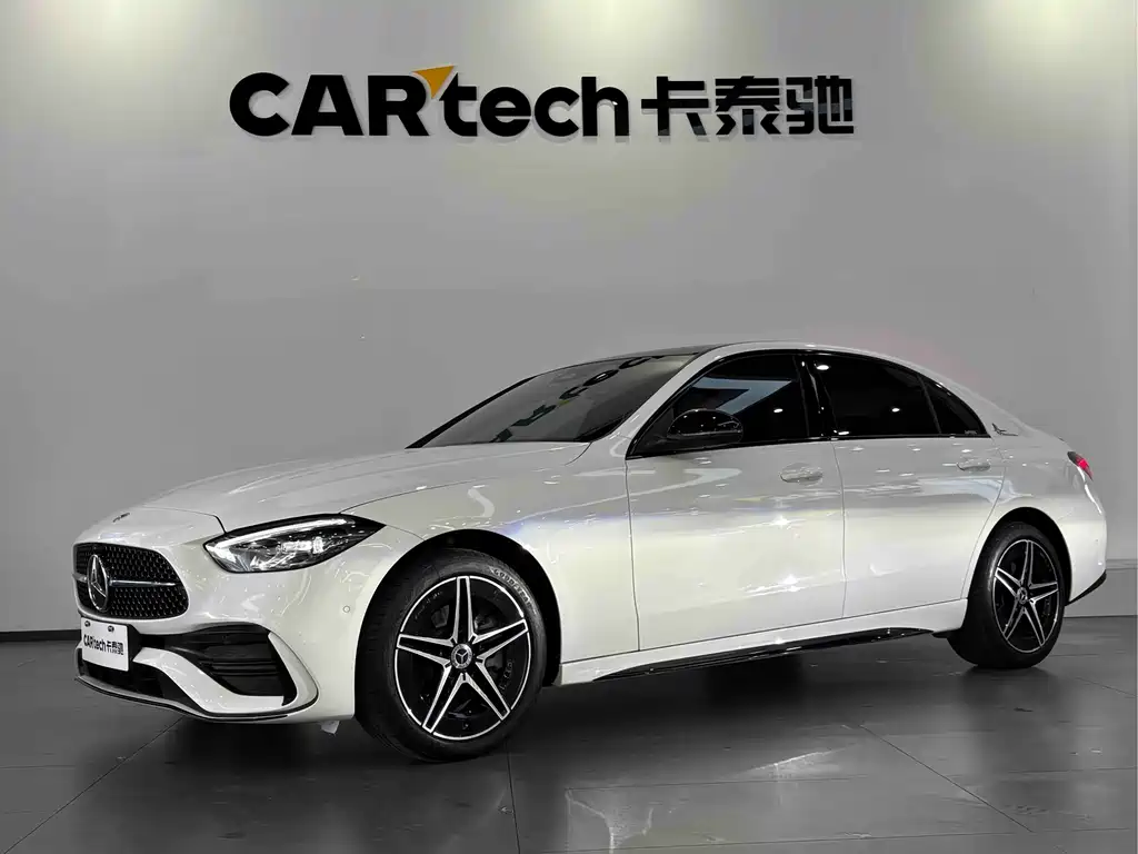 Mercedes-Benz C-Class 2024