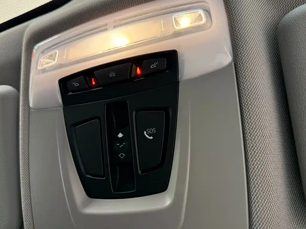 BMW X1 2022 — фото 14