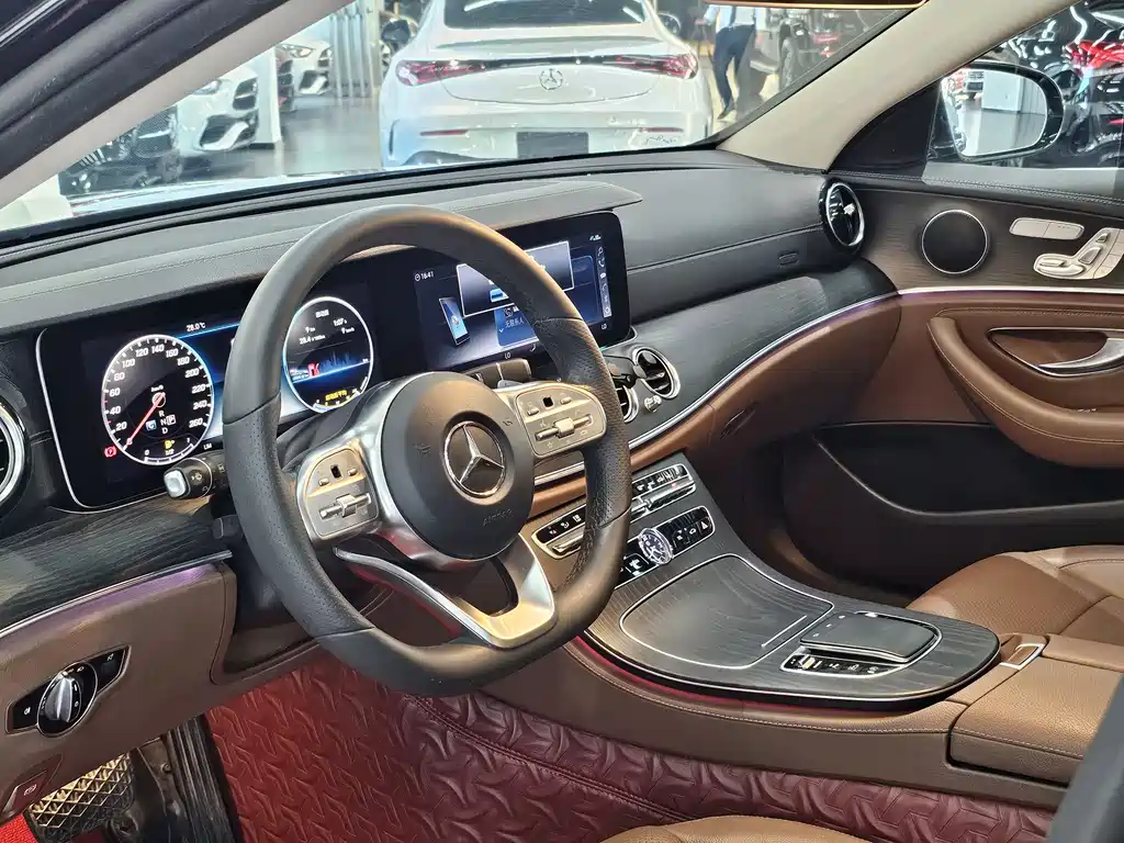 Mercedes-Benz E-Class 2020 — фото 5