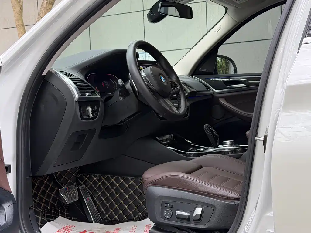BMW X3 2020 — фото 10