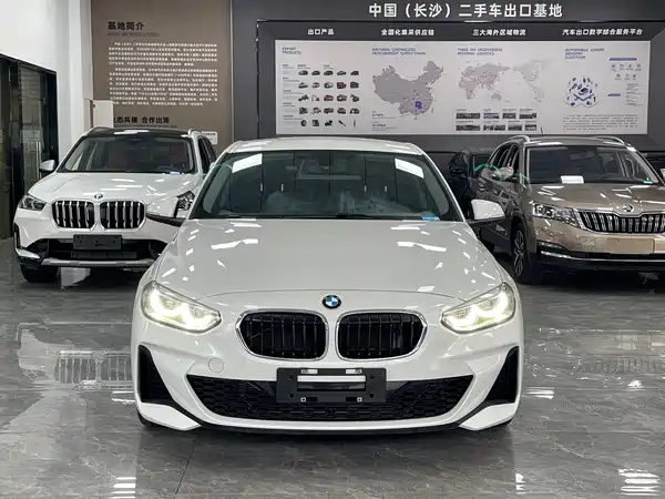 BMW 1 Series 2023