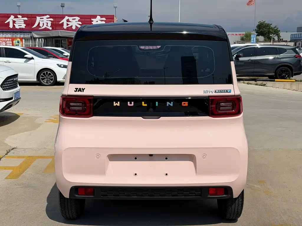 Wuling MINIEV 2023