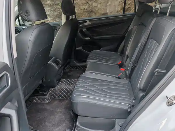 Volkswagen Tiguan L 2024