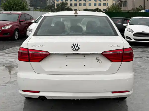Volkswagen Lavida 2016