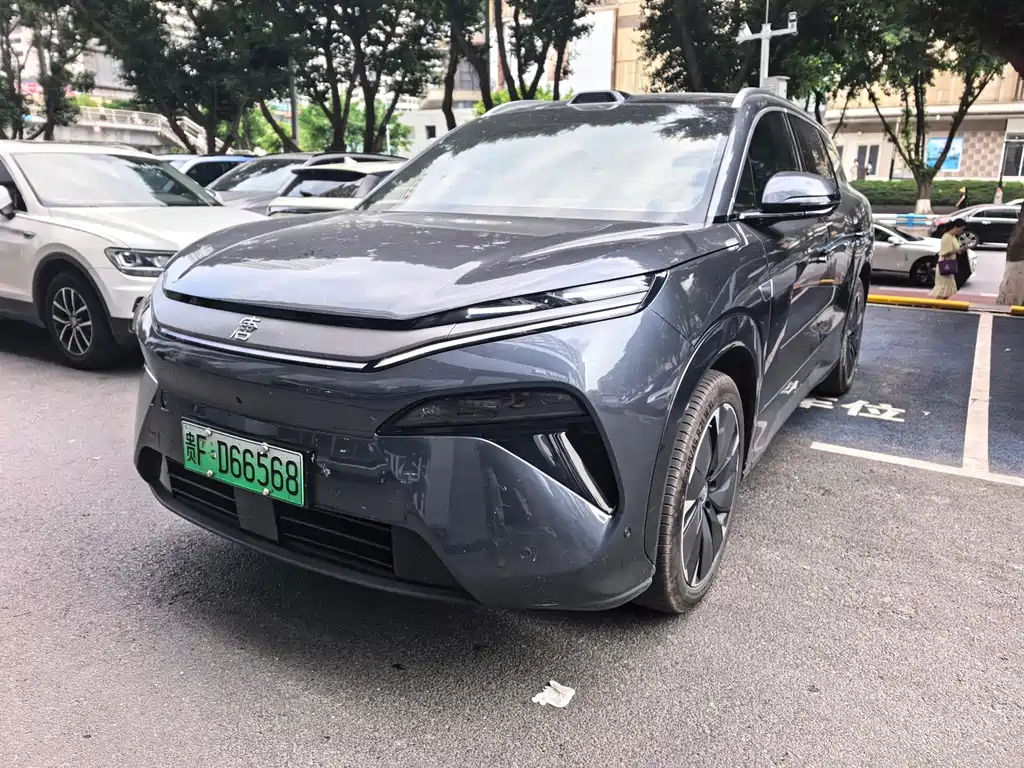 BYD Tang L 2025 — фото 1