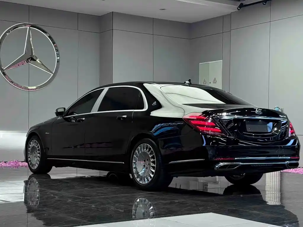 Mercedes-Benz Maybach S-Class 2020 — фото 9