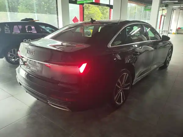 Audi A6L 2020