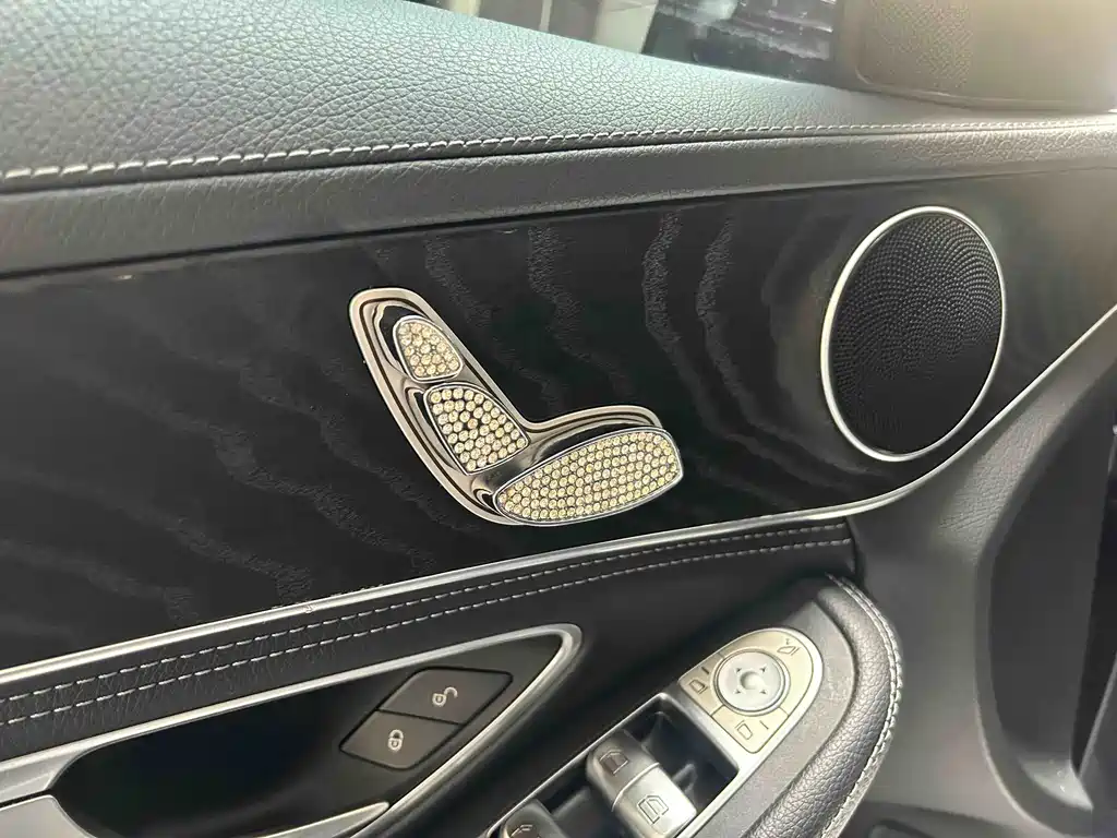 Mercedes-Benz C-Class 2020 — фото 10