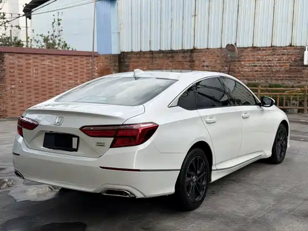 Honda Inspire 2020