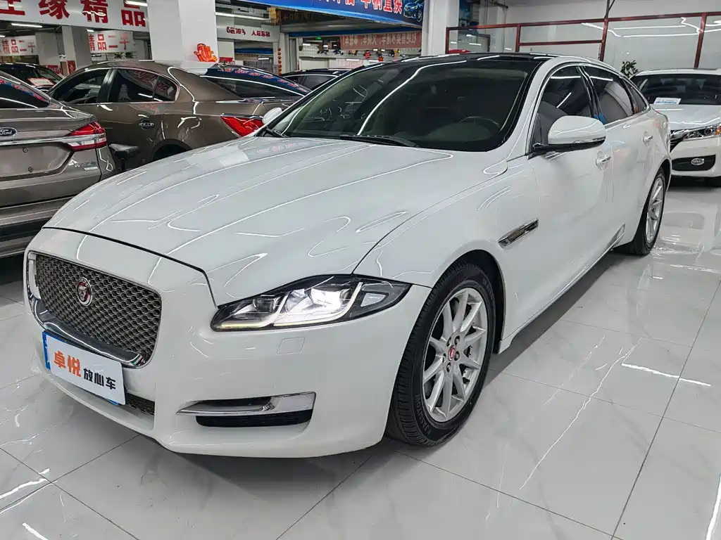 Jaguar XJ 2017