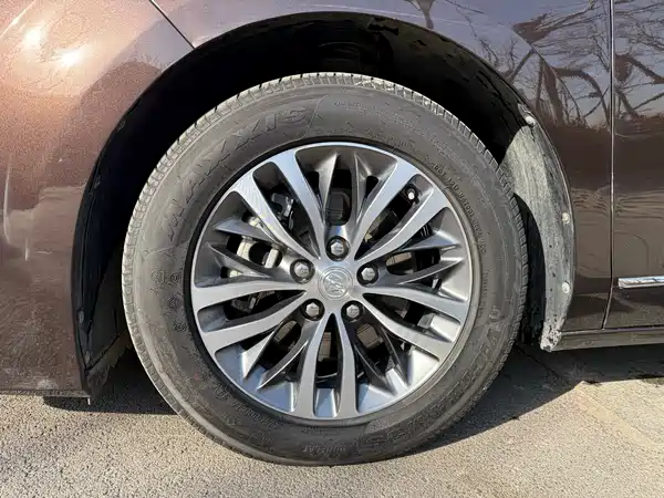 Buick GL8 2021