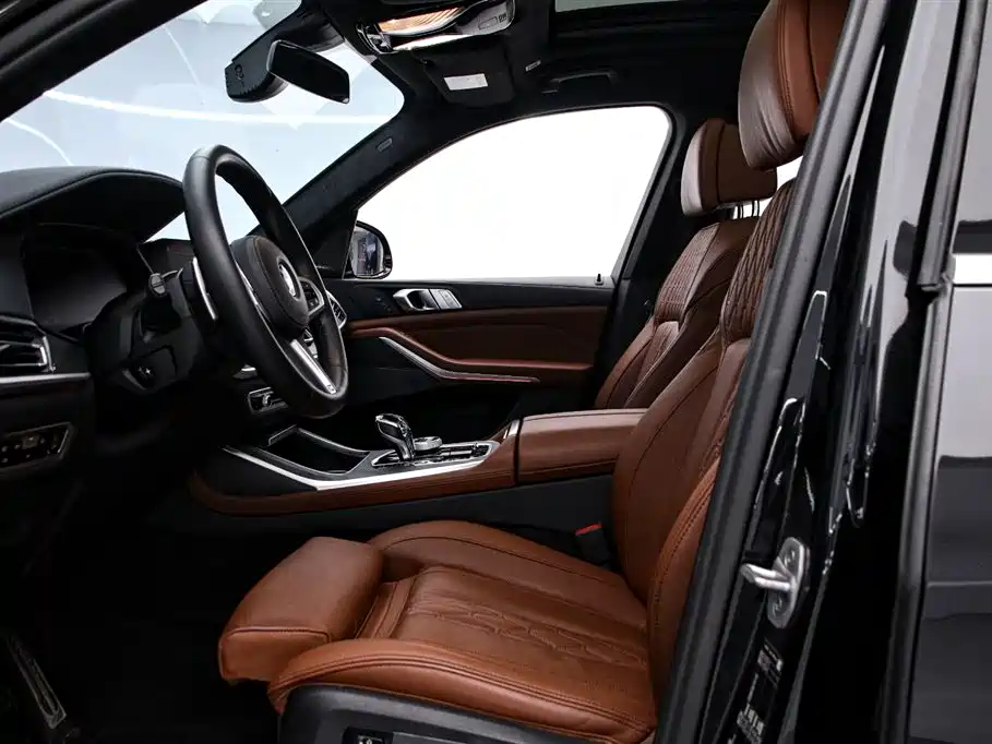 BMW X7 2021 — фото 12