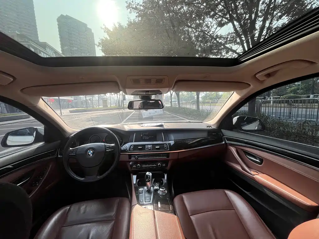 BMW 5 Series 2016
