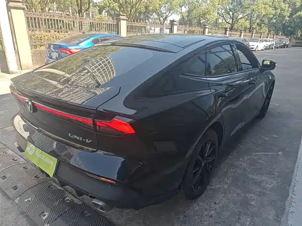Changan UNI-V 2023