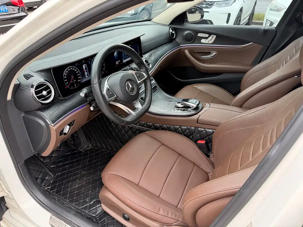 Mercedes-Benz E-Class 2018 — фото 4