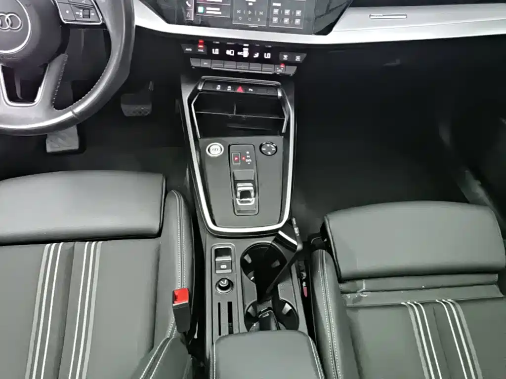Audi A3 2022 — фото 14