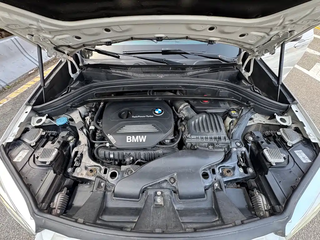 BMW X1 2018 — фото 15