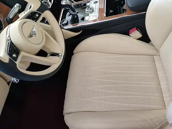 Bentley Flying Spur 2021