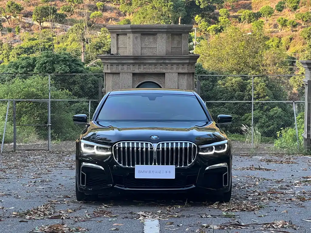 BMW 7 Series 2019 — фото 3