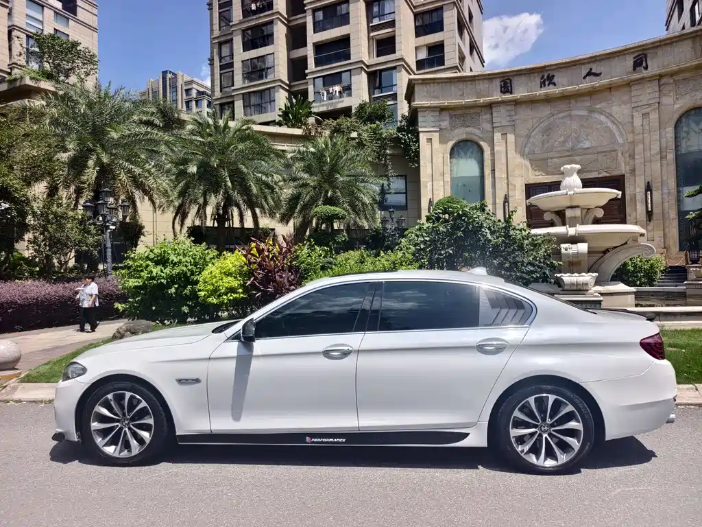 BMW 5 Series 2017