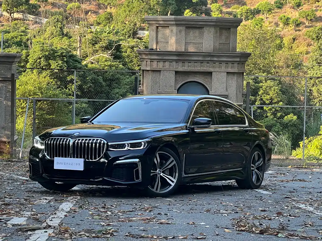 BMW 7 Series 2019 — фото 1
