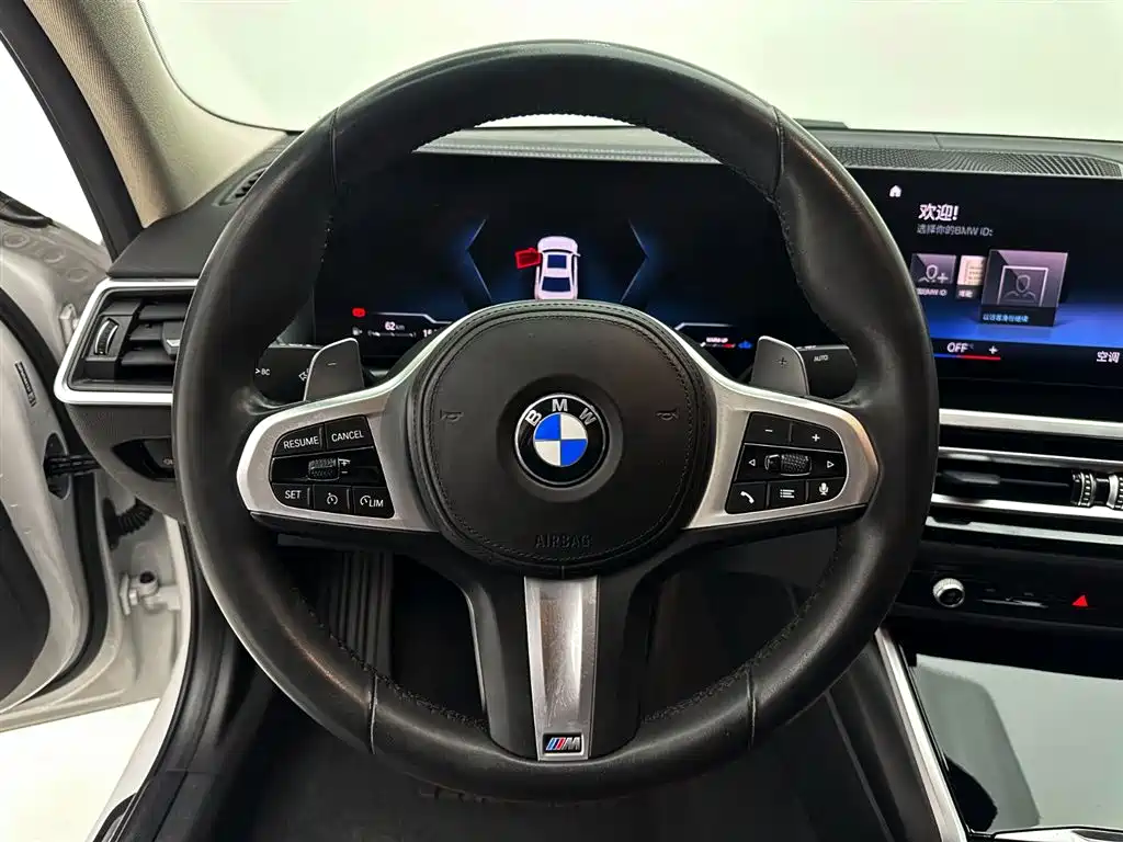 BMW 3 Series 2023 — фото 11