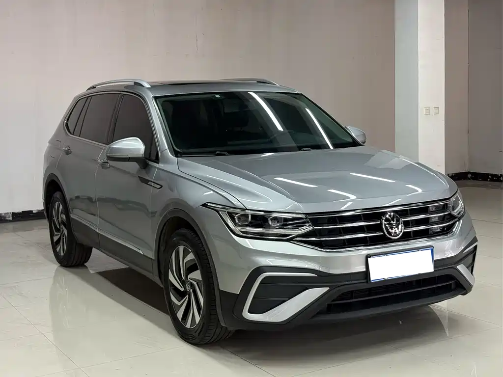 Volkswagen Tiguan L 2021 — фото 2