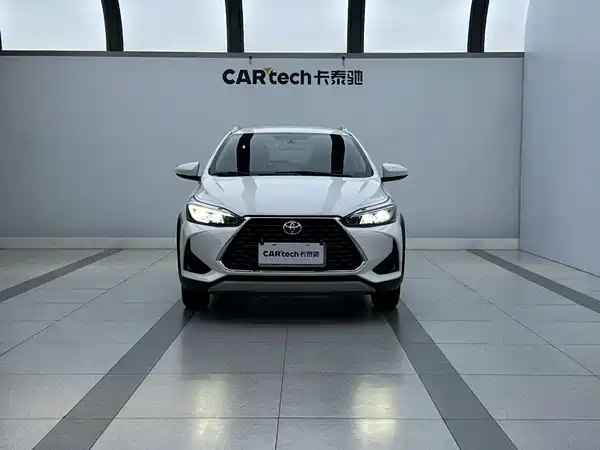 Toyota Yaris L 2022