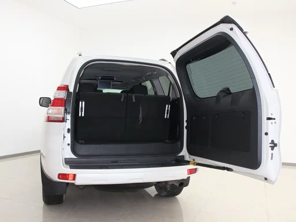 Toyota Prado 2017 — фото 14
