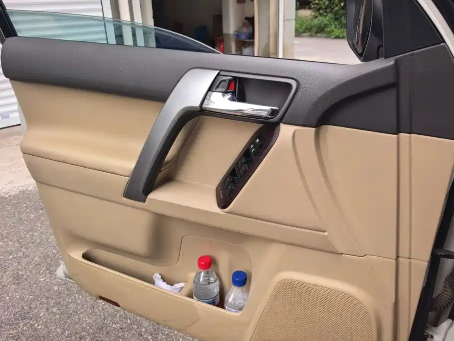 Toyota Prado 2016