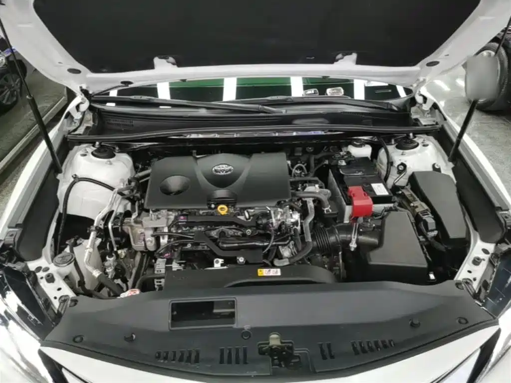 Toyota Camry 2022 — фото 20