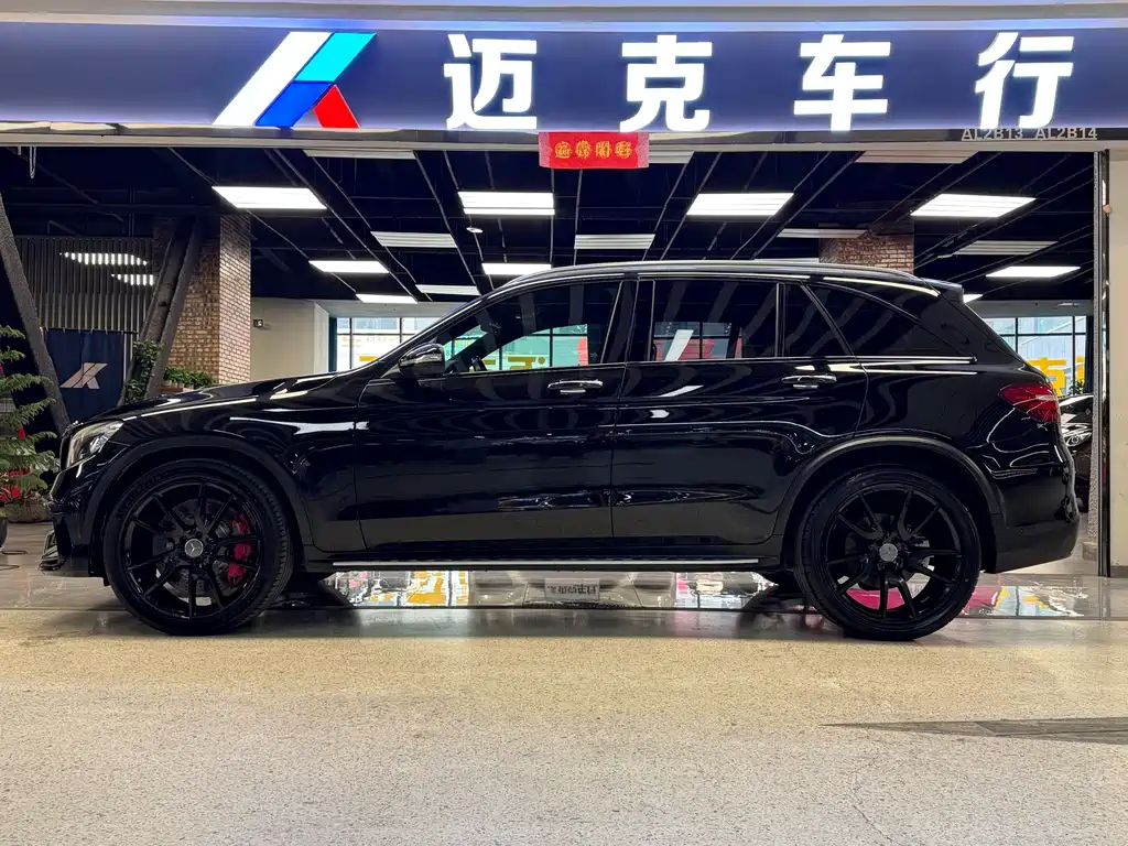 Mercedes-Benz GLC AMG 2017 — фото 21